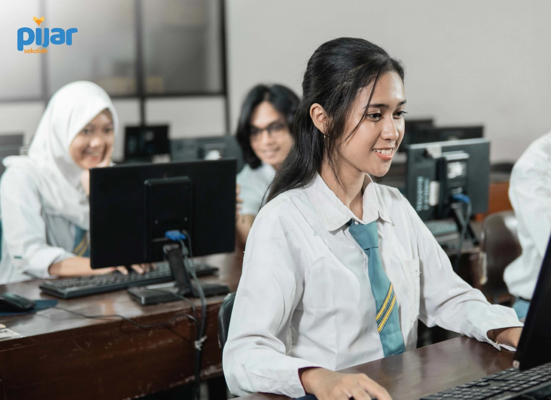 Telkom Luncurkan Program ESG 2024 sebagai Bagian Transformasi TelkomGroup